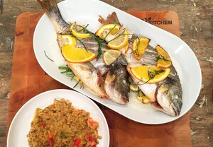 Hele dorade uit de oven met linzen