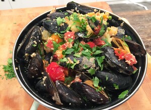 Mosselen met chorizo en couscous