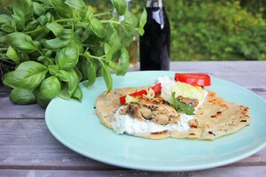 Piadina met kip en tzatziki
