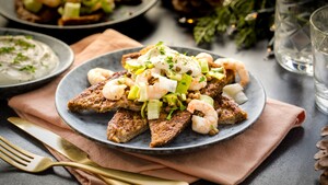 Hartige wentelteefjes met linzen-wokgarnalensalade