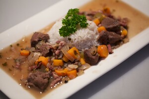 Wildragout met guavesaus