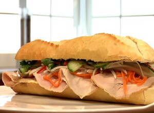 Banh mi Thit