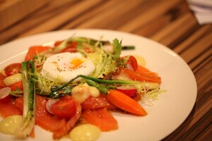 Zalm met wasabimayonaise & Aziatische dressing