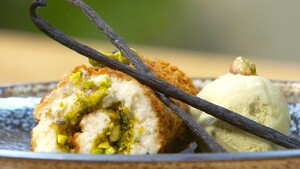 Tavuk Gögsü (kippudding)
