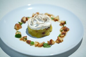 Appel-cranberrycompote met steranijsschuim