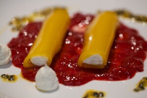 Passievruchtgelei met mascarponemousse