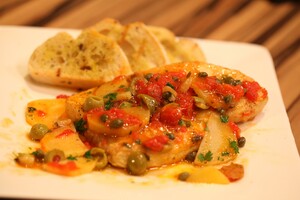 Pesce Spada alla messinese (Stoofpotje met zwaardvis en aardappel)