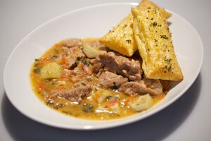 Artisjokken met kalf (spezzatino di vitello con carciofi)