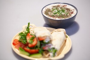 Turkse yoghurtsoep & Libanese Labne sandwich