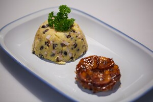 Tutu en tarte tatin van bakbanaan (Suriname)