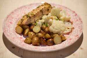 Zalmfilet met gravad lax-saus