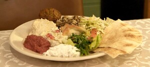 Libanese falafel met tahinisaus