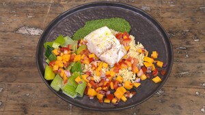 Kabeljauw met orzo en mangosalsa