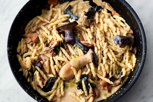 Pasta met paddenstoelen en knoflook