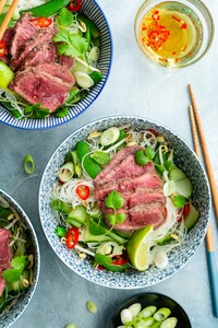 Vietnamese noedelsalade met rundvlees - 24Kitchen
