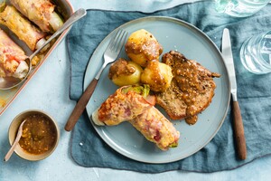 Witlof met ham & kaas, ribkarbonade en aardappeltjes