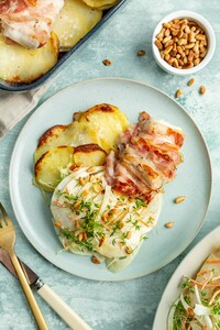 Kabeljauw met pancetta, aardappelen en venkel-koolsalade