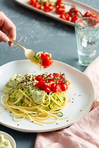Spaghetti met avocadosaus