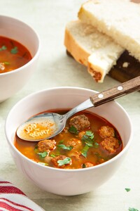 Tomatensoep met gehaktballen