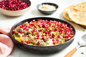Rokerige baba ganoush met zelfgemaakt flatbread