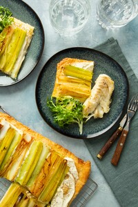 Preitaart met pangasiusfilet en frisée