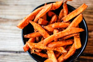 zoete aardappel friet