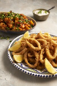 Turkse aardappelsalade en calamaris 
