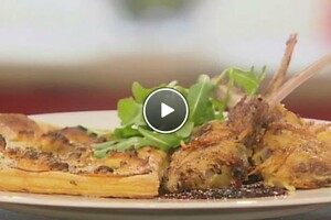 Lamskoteletten met aardappelkorst