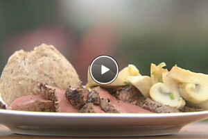 Peperbiefstuk met gebakken champignons