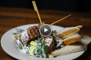 Kebab met sperziebonensalade