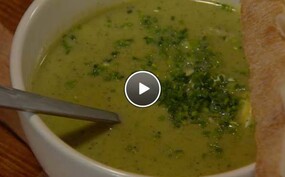 Courgettesoep met crème fraîche