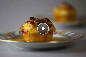 Broodpudding met whiskeysaus