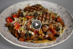 Pasta met ratatouille en varkenshaas