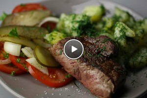 Biefstuk met tomatensalade