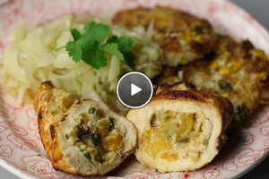 Gevulde kipfilet met rijstkoekjes