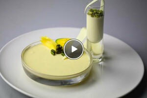 Sikarni met mango-panna cotta