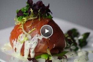 Bombe van gerookte zalm met kruidencrème fraice