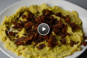 Kikkererwtenpuree met moestuinsalade