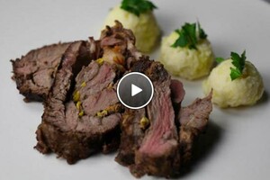 Matambre relleno en caldo, gekookt gevuld ribstuk & Yampuree met saffraan