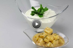Gemarineerde ananas met vanillehangop