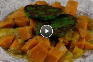 Zoete curry met doperwten pancakes