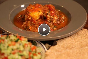 Kefta met ei en mama's salade