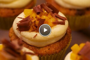 Chocolate chip mango cupcake