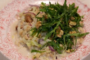 Romige spitskool met Parmezaanse kaas