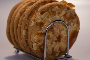 Krokante amandelroomboterkoeken