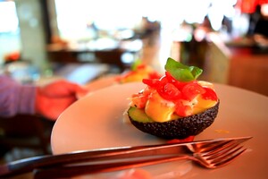 Avocado gevuld met zeevruchten