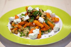 Quinoa met sinaasappel-komijnwortels