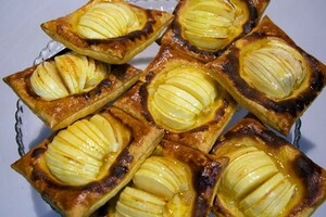 Krokante rijstgebakjes met appel