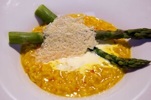 Paasrisotto met groene asperges