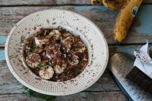 Havermout met chocolade, banaan en noten